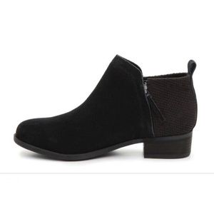 TOMS | DEIA | Ankle Zip Up  Booties | size 7.5 | Preowned